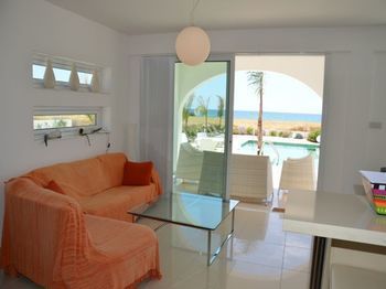 Sunrise Frontline Villas Sotira  ภายนอก รูปภาพ