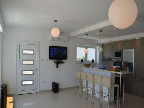 Sunrise Frontline Villas Sotira  ภายนอก รูปภาพ